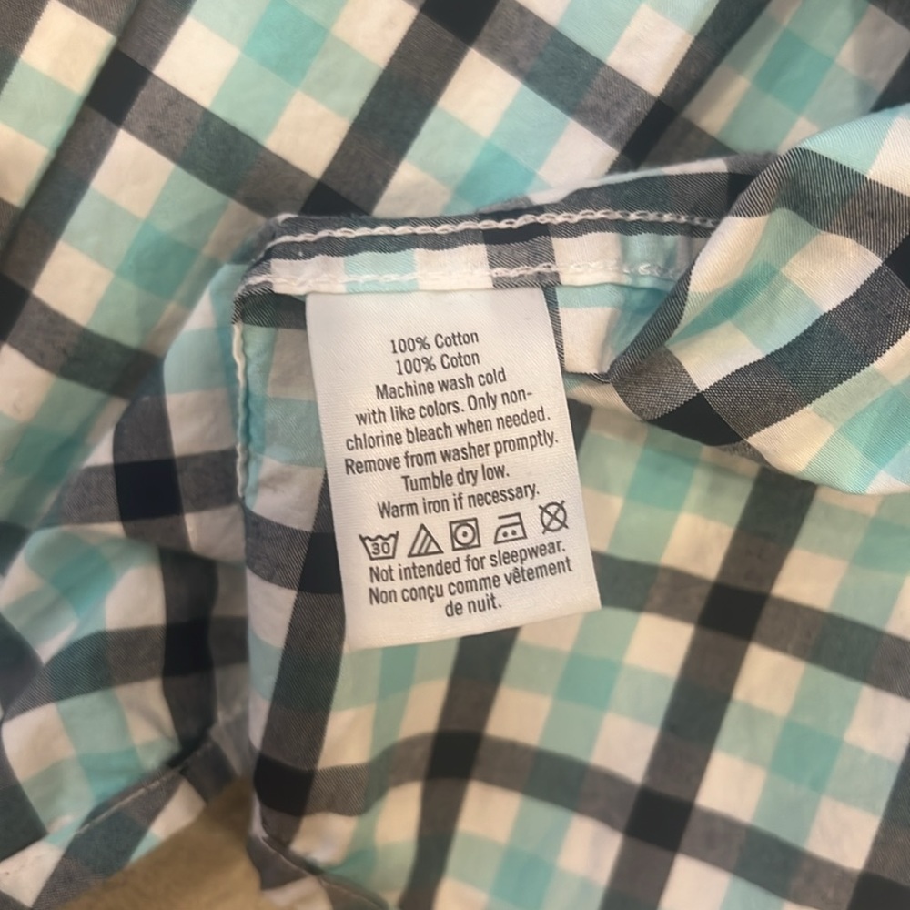 Janie & Jack Boys bundle of 3 button down shirts/ Size 4 - Picture 4 of 11